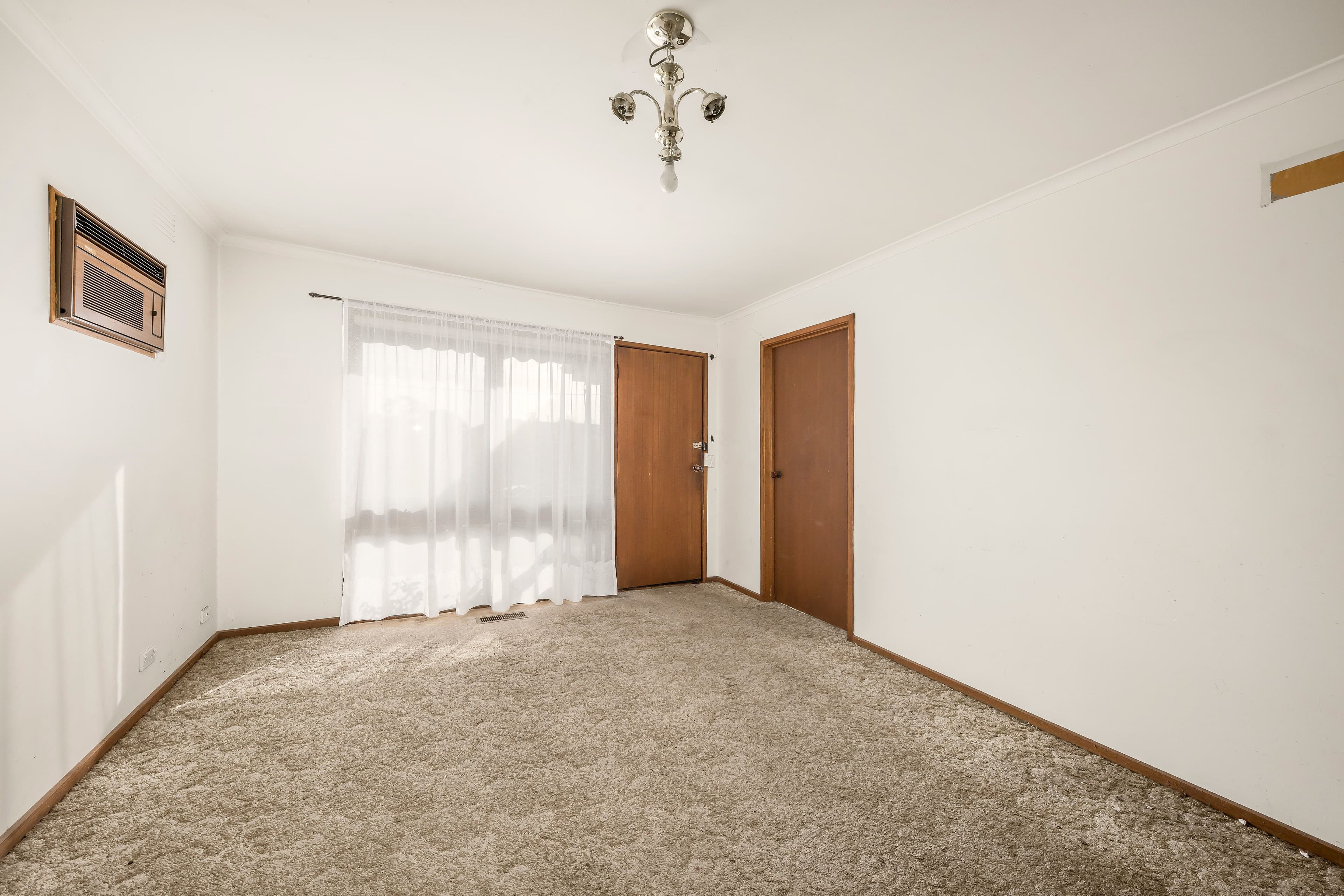 16 Wantirna Road, Ringwood VIC 3134, Ringwood - Thumbnail 2