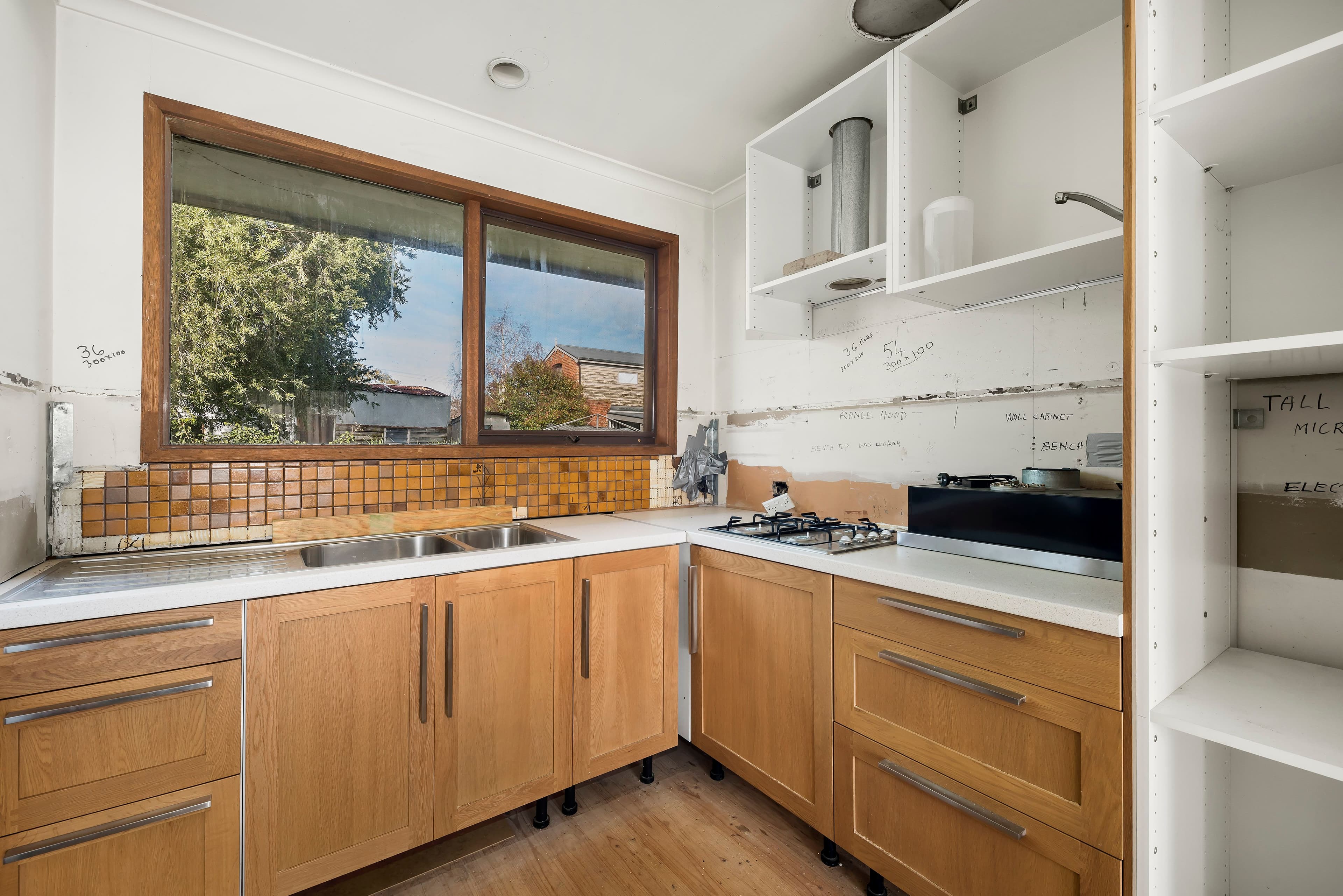 16 Wantirna Road, Ringwood VIC 3134, Ringwood - Thumbnail 5