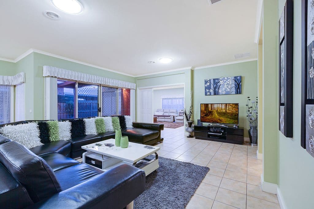 66 Ilani Street, Epping VIC 3076, Epping - Thumbnail 4