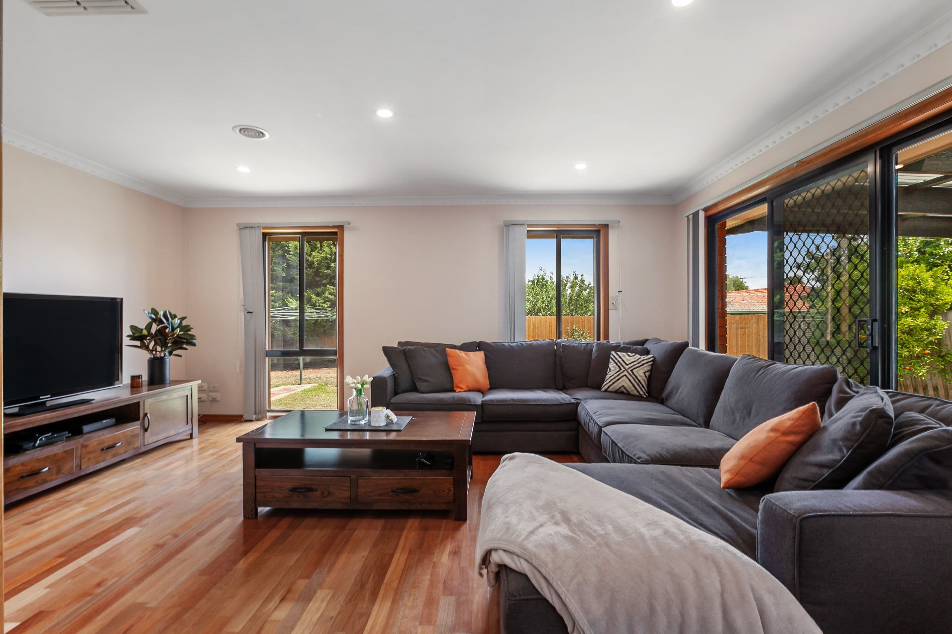 19 The Fred Hollows Way, Mill Park VIC 3082, Mill Park - Thumbnail 5
