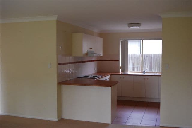 19  Carolina Parade, FOREST LAKE QLD 4078, Forest Lake - Thumbnail 2