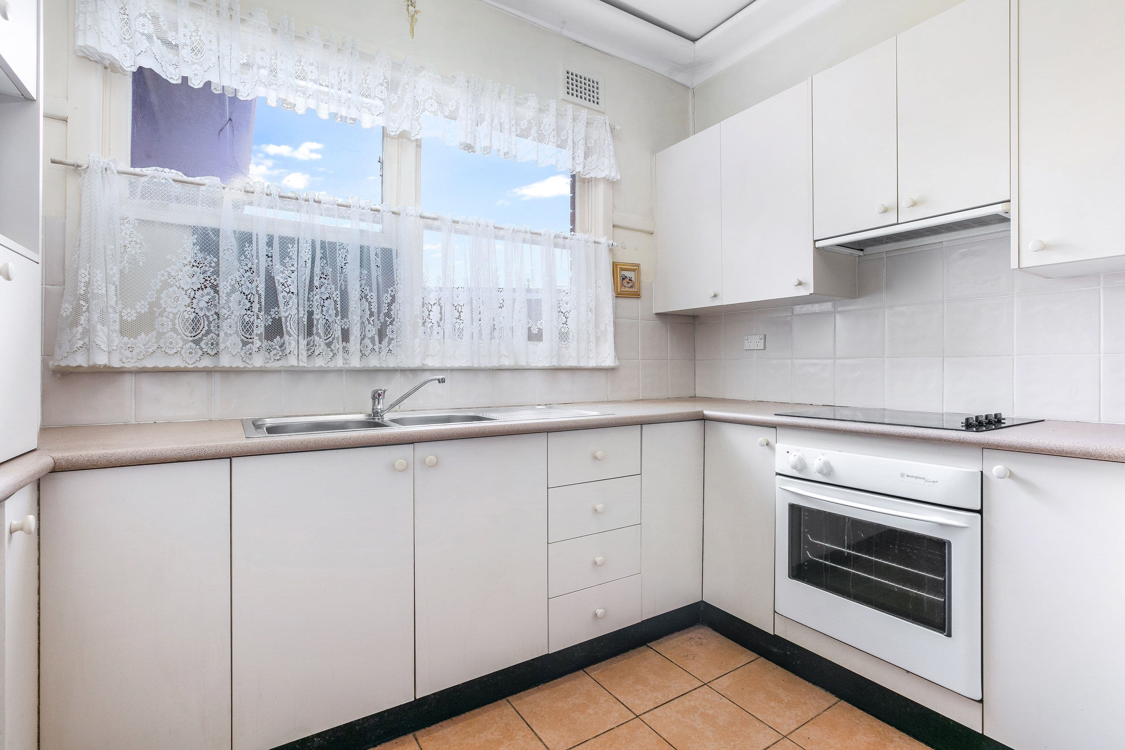 4 McCrossin Avenue, Birrong NSW 2143, Birrong - Thumbnail 3