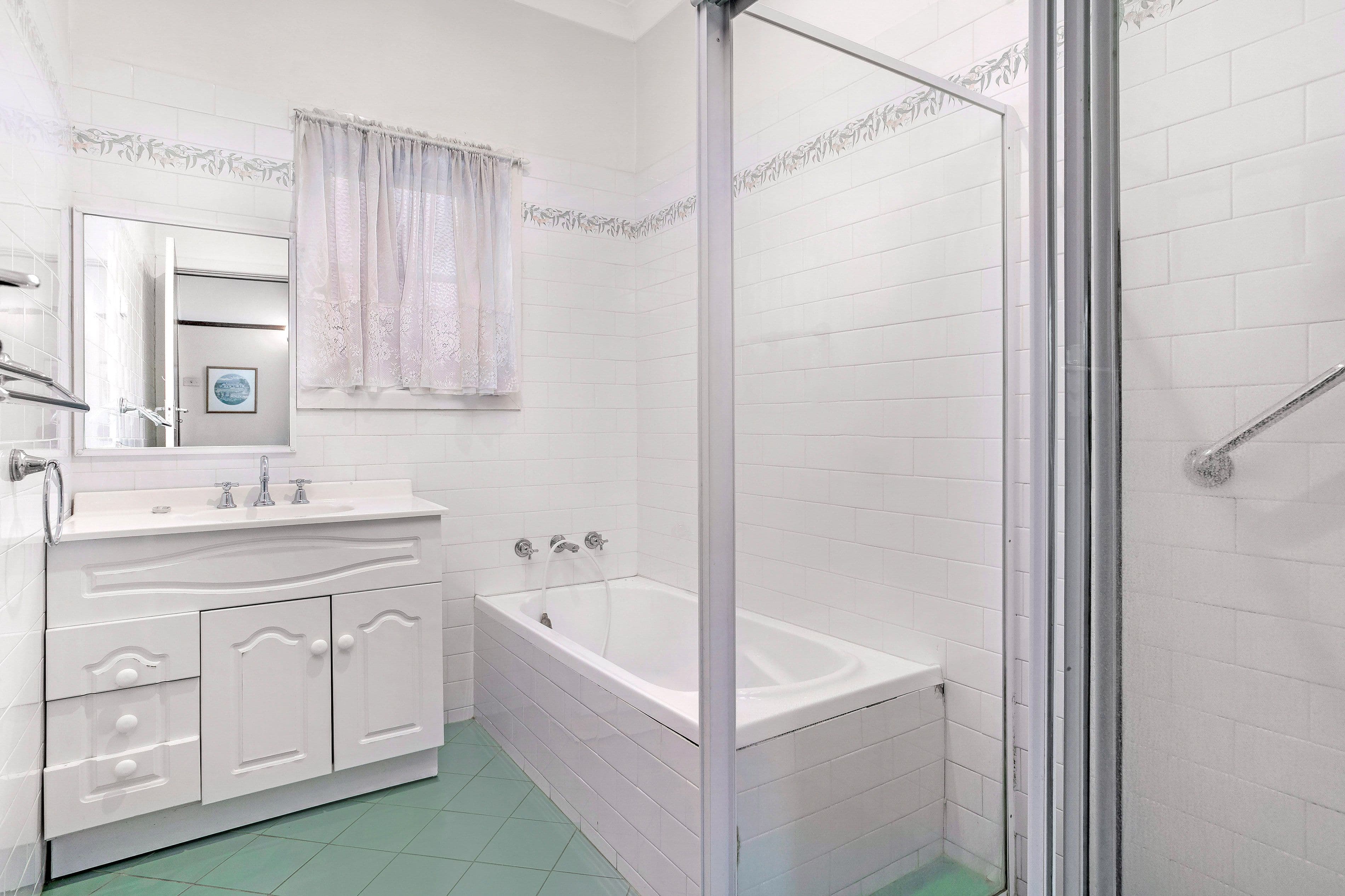 4 McCrossin Avenue, Birrong NSW 2143, Birrong - Thumbnail 6