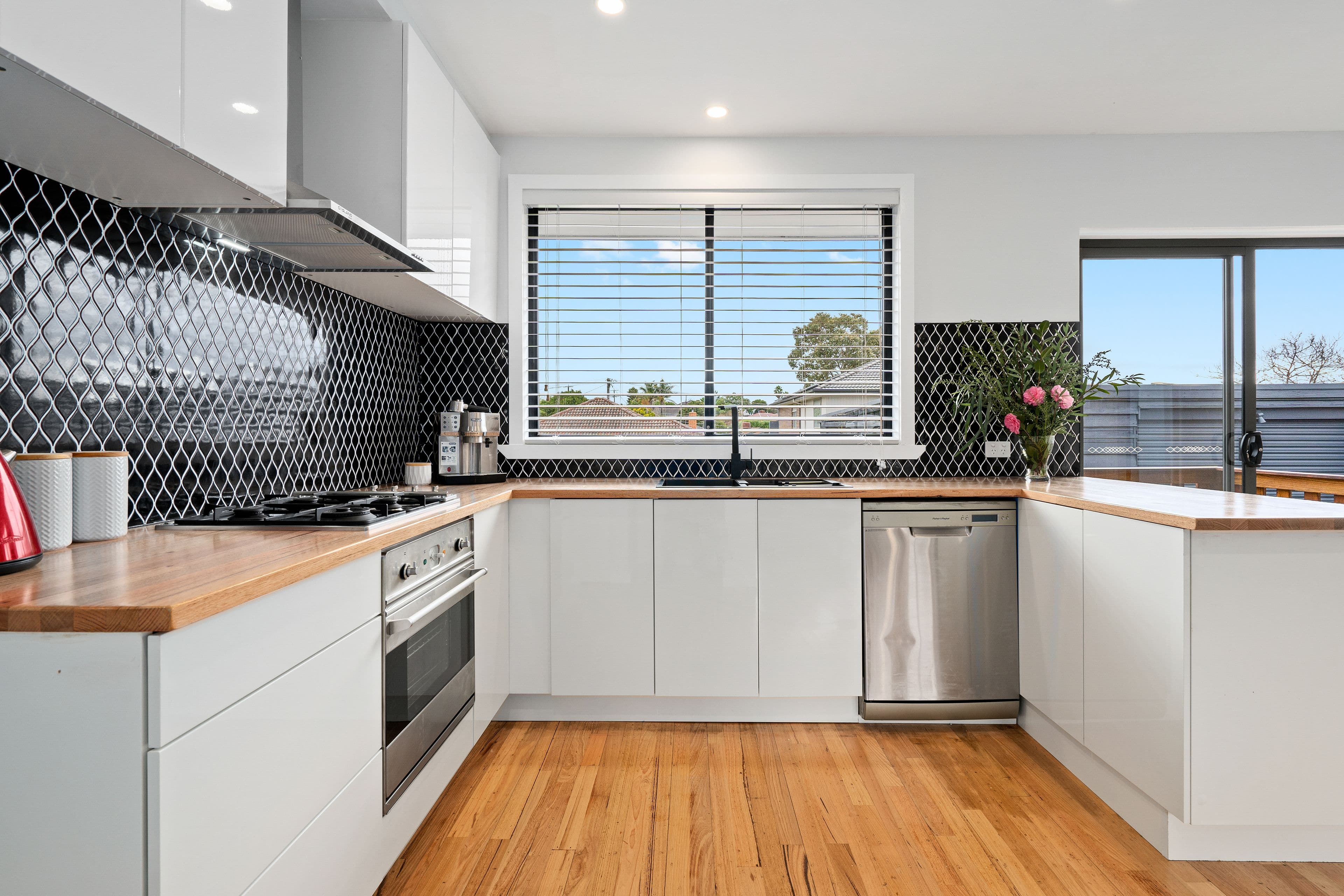 410 Grimshaw Street, Bundoora VIC 3083, Bundoora - Thumbnail 3