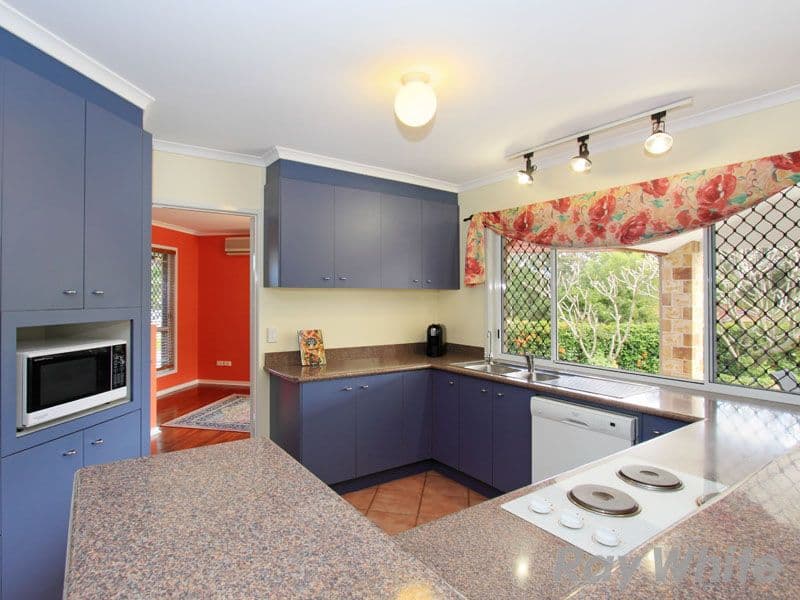 4 Gemini Place, BRIDGEMAN DOWNS QLD 4035, Bridgeman Downs - Thumbnail 8