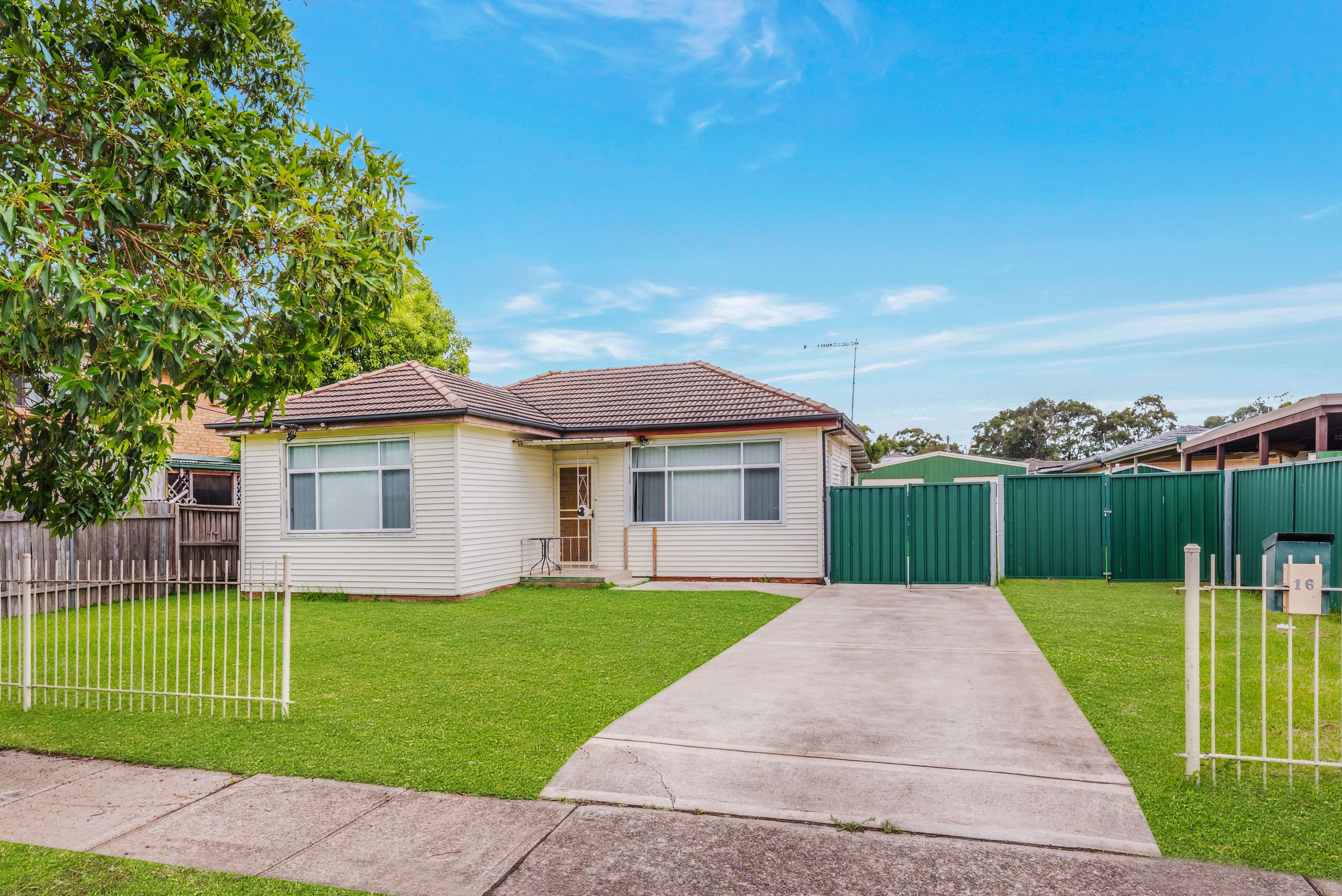 16 Kurrara Street, Lansvale NSW 2166, Lansvale - Thumbnail 2