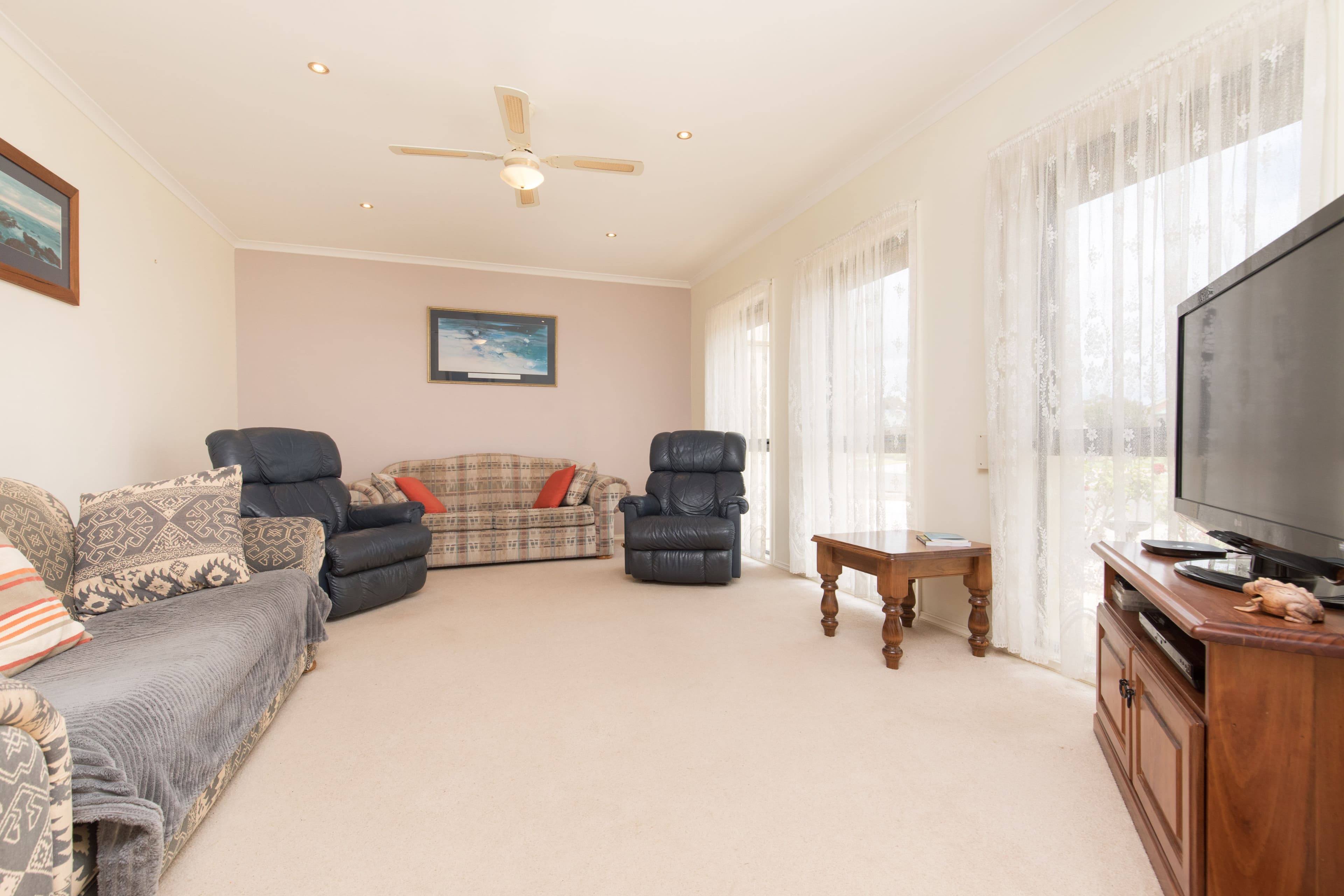 21 Sirius Court, Mildura VIC 3500, Mildura - Thumbnail 3