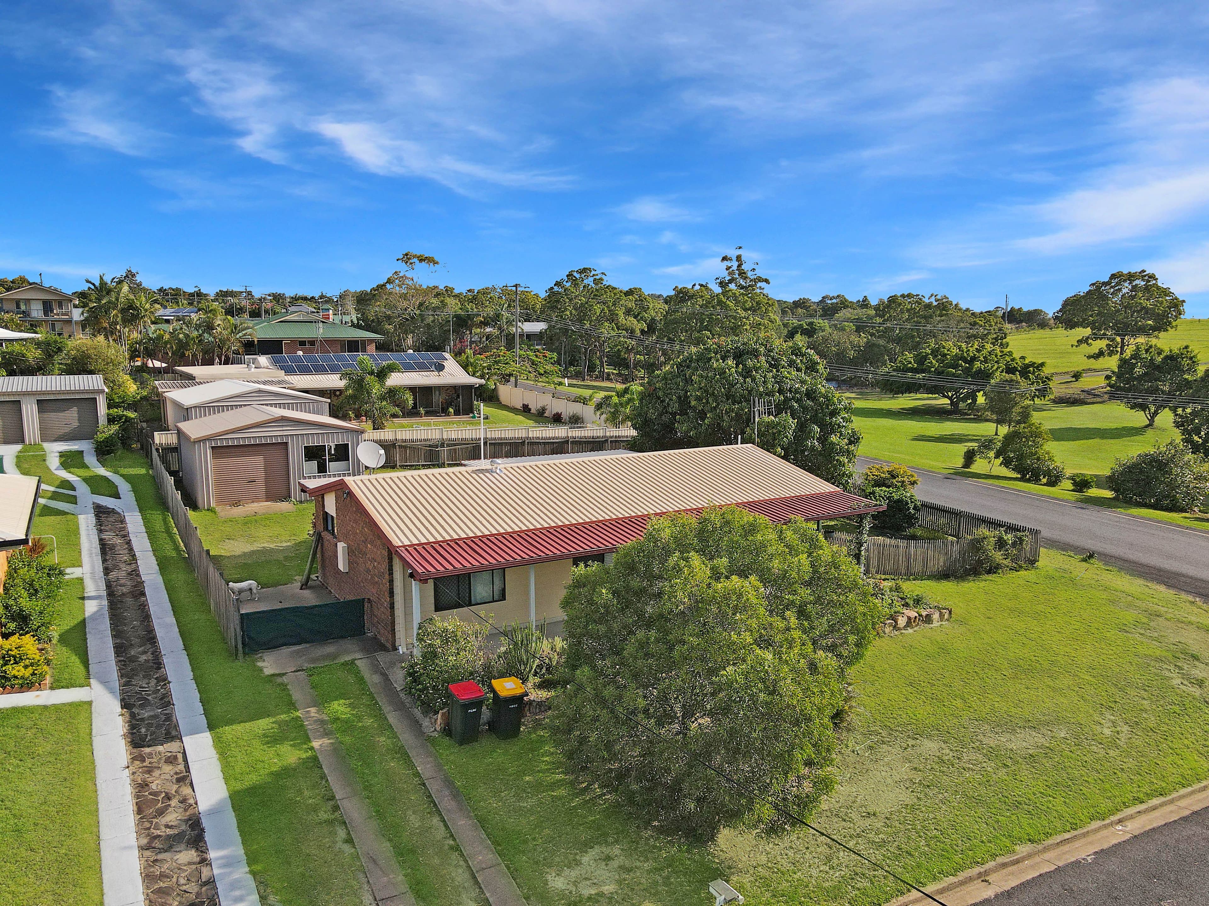 1 Annette Street, Dundowran Beach QLD 4655, Dundowran Beach - Thumbnail 2