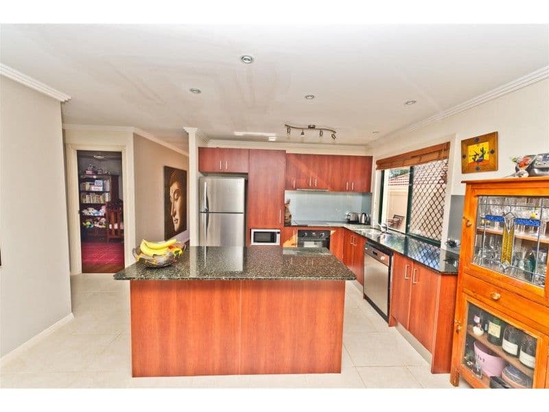 6 Manor Close, ROBINA QLD 4226, Robina - Thumbnail 4