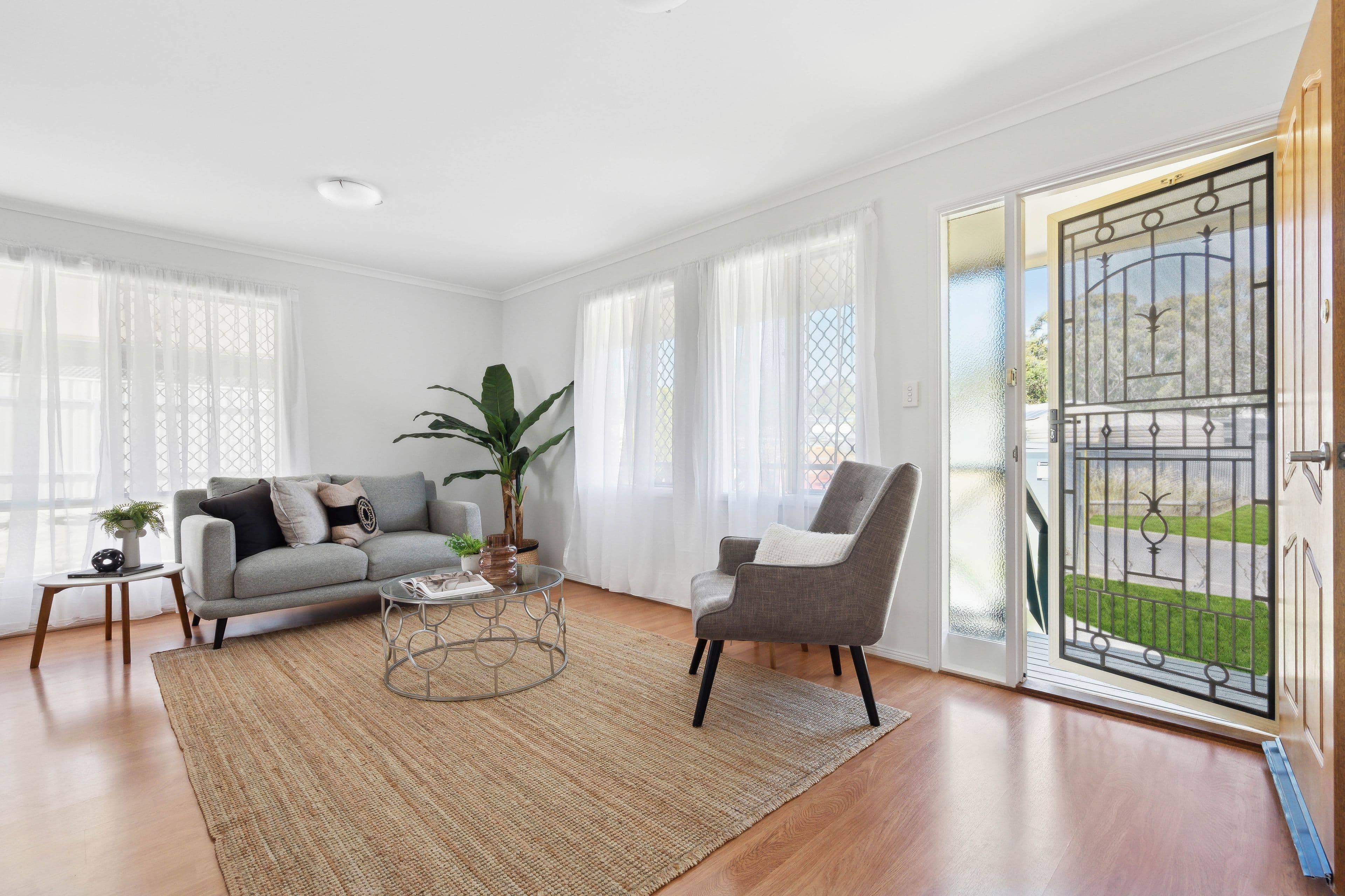 27 Shillabeer Crescent, Woodcroft SA 5162, Woodcroft - Thumbnail 5