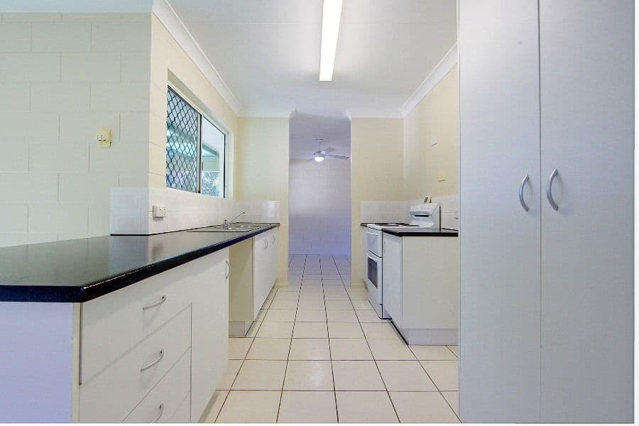 12 Spruce Street, KIRWAN QLD 4817, Kirwan - Thumbnail 4