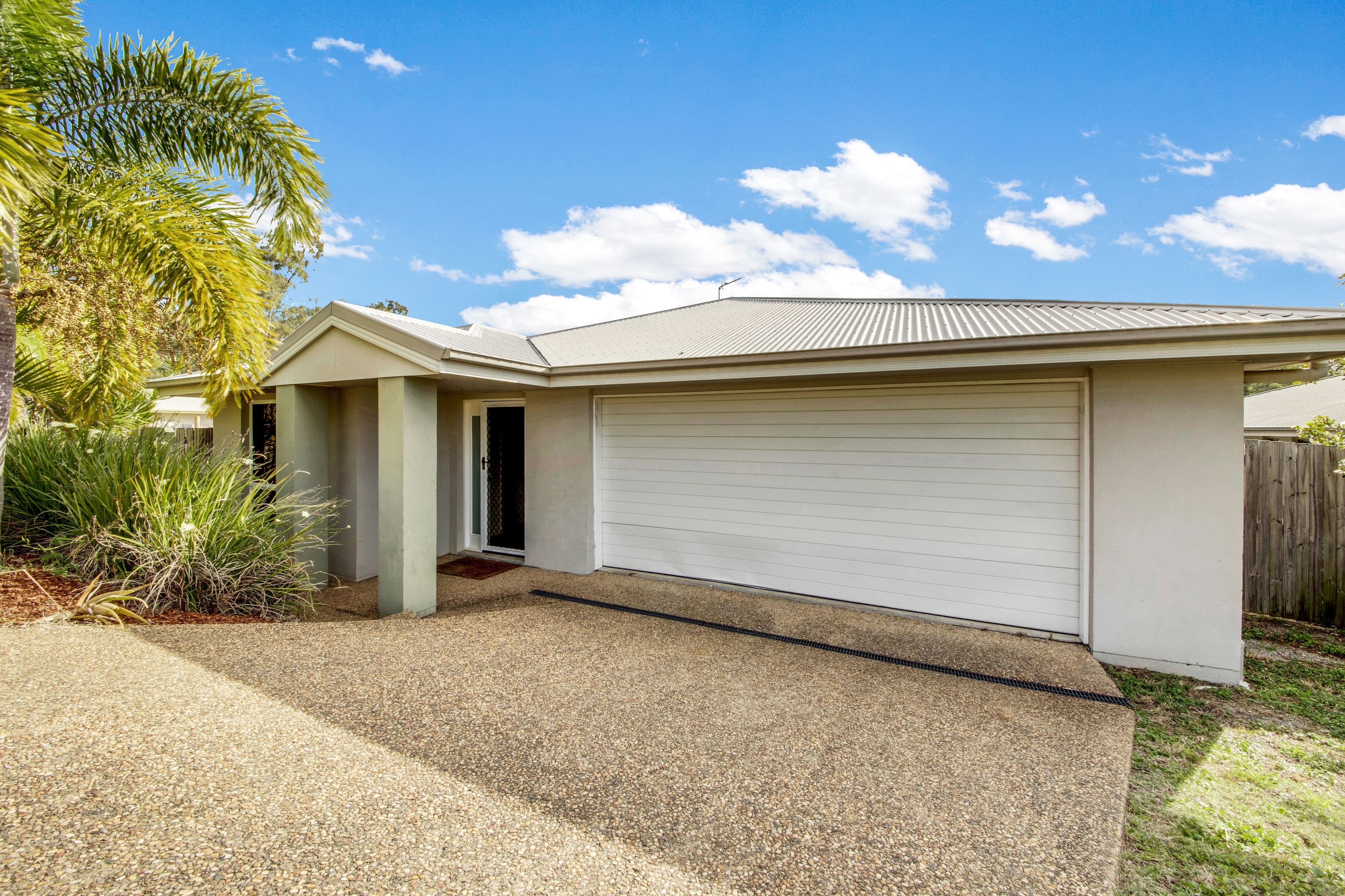 1 Takoko Place, Kirkwood QLD 4680, Kirkwood - Image 1