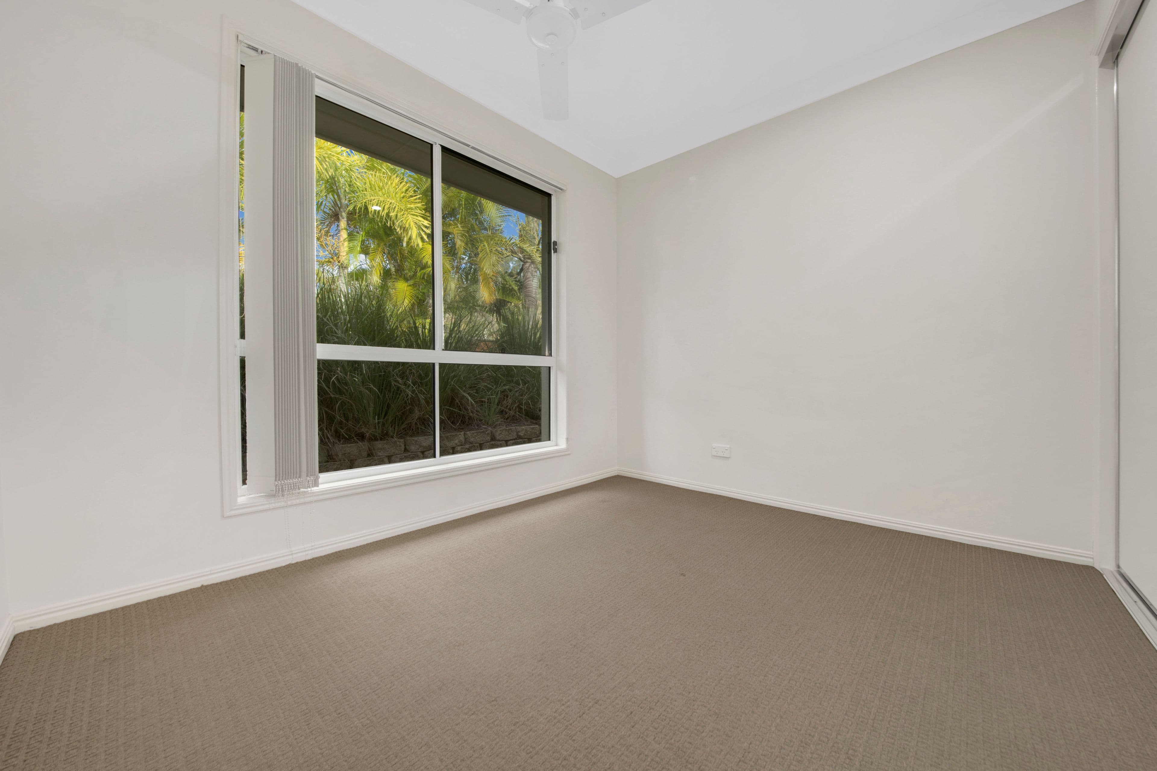 1 Takoko Place, Kirkwood QLD 4680, Kirkwood - Thumbnail 2