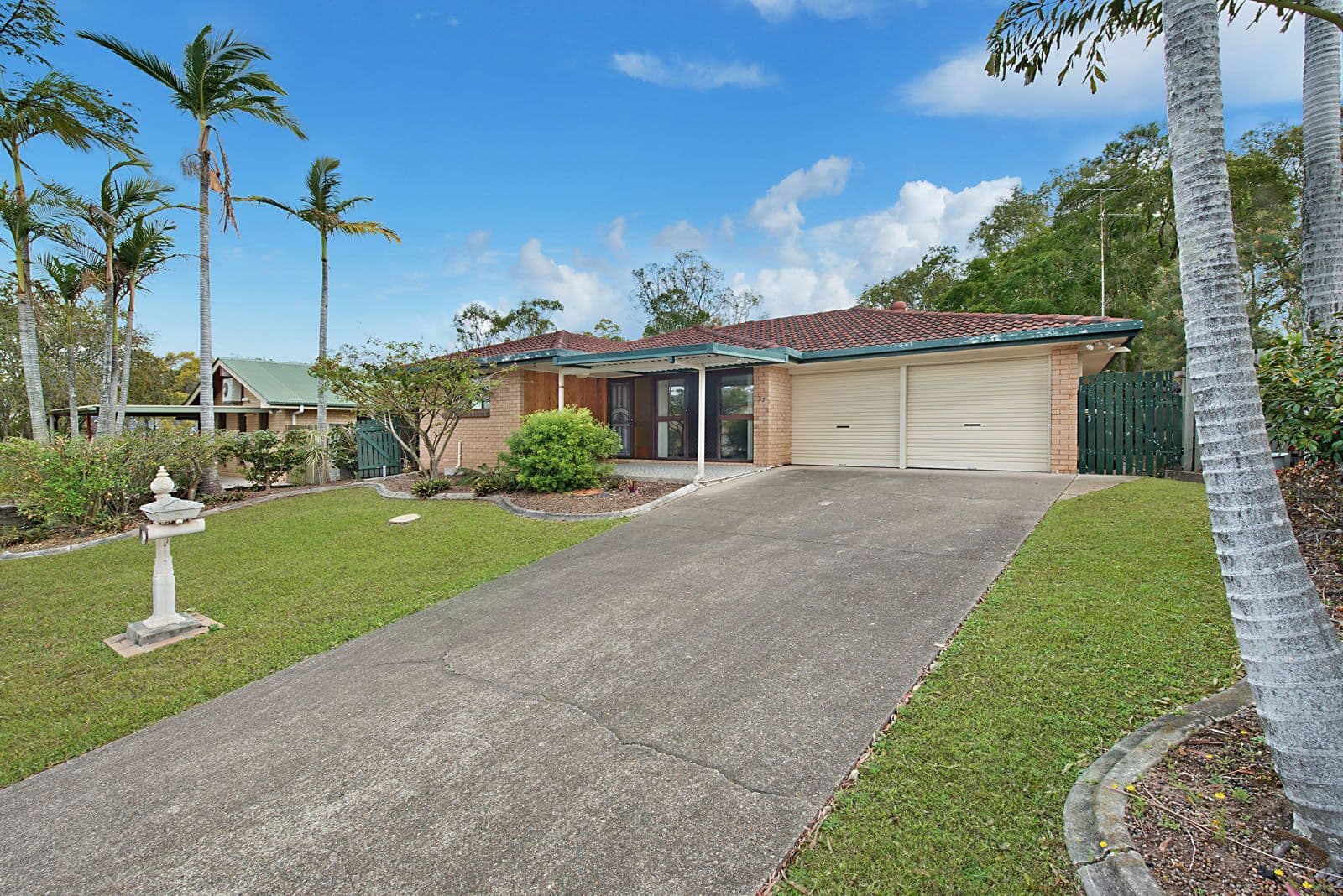 27 Holder Street, Wishart QLD 4122, Wishart - Image 1