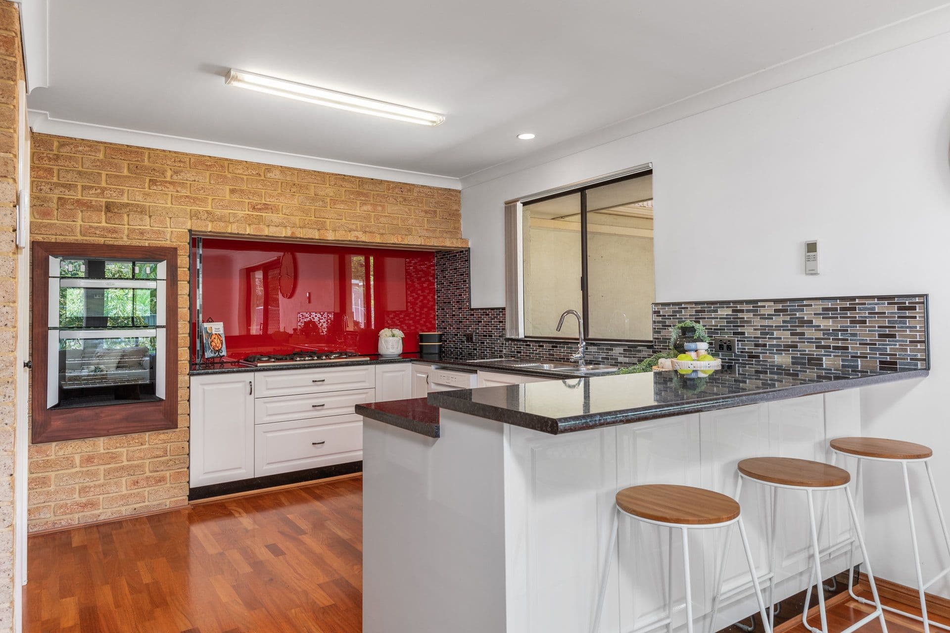 20 Lourdes Street, Lesmurdie WA 6076, Lesmurdie - Thumbnail 7