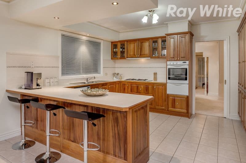 6 Lightfoot Place, Bundoora VIC 3083, Bundoora - Thumbnail 4