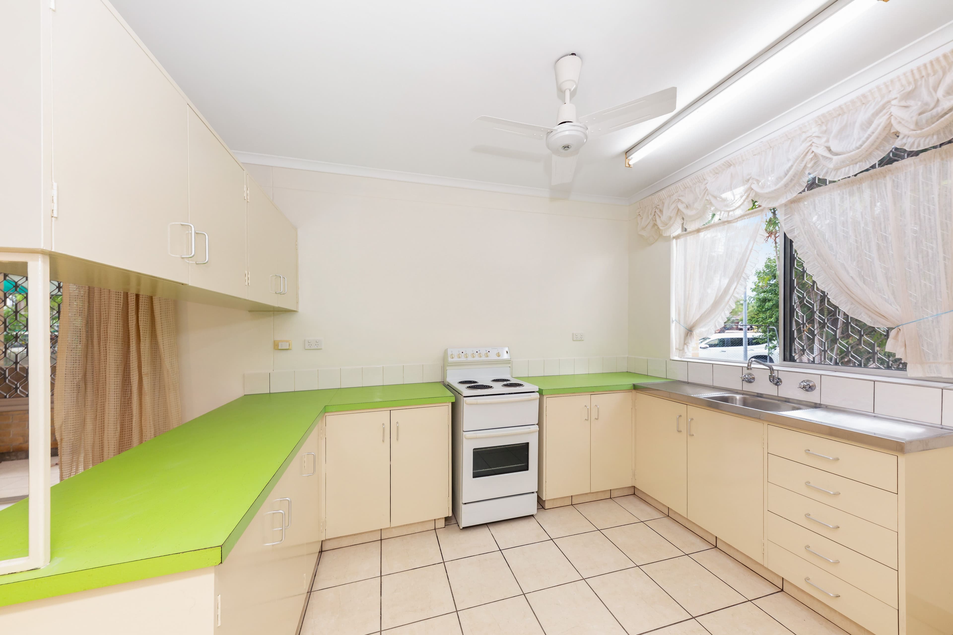 16 Creber Court, Karama NT 0812, Karama - Thumbnail 3
