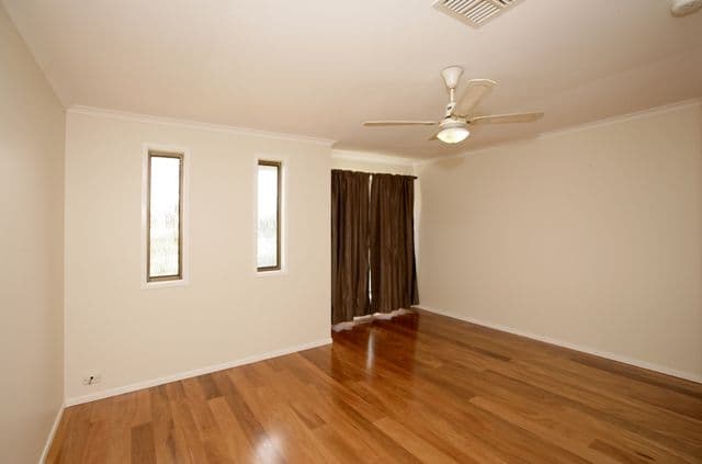 5 King Street, LAKE ALBERT NSW 2650, Lake Albert - Thumbnail 2