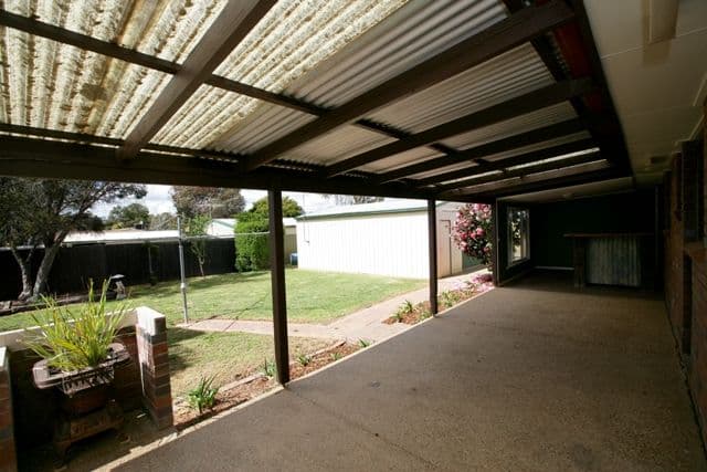 5 King Street, LAKE ALBERT NSW 2650, Lake Albert - Thumbnail 4