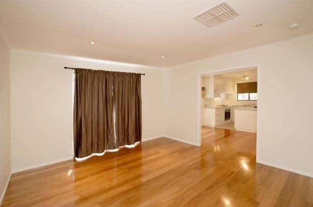 5 King Street, LAKE ALBERT NSW 2650, Lake Albert - Thumbnail 5
