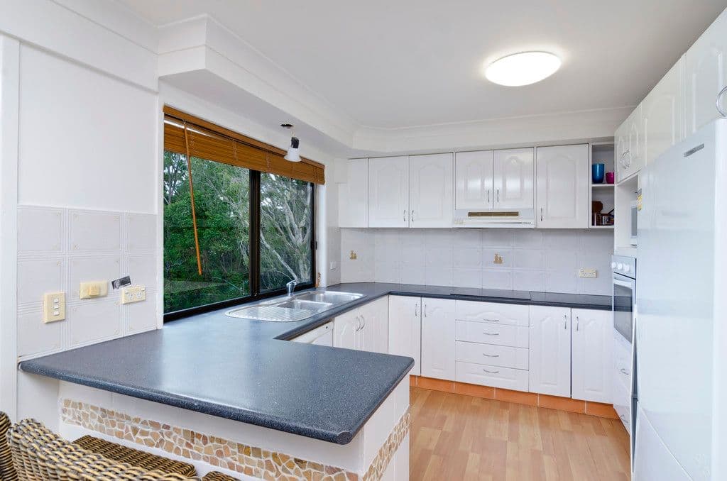 22 Jarrahdale Drive, ELANORA QLD 4221, Elanora - Thumbnail 6