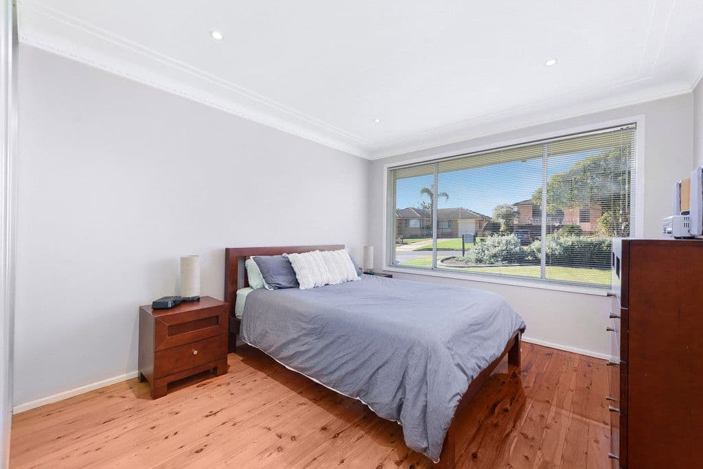 22 Horbling Avenue, Georges Hall NSW 2198, Georges Hall - Thumbnail 5