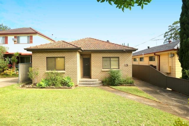 80 Hillcrest Avenue, GREENACRE NSW 2190, Greenacre - Image 1