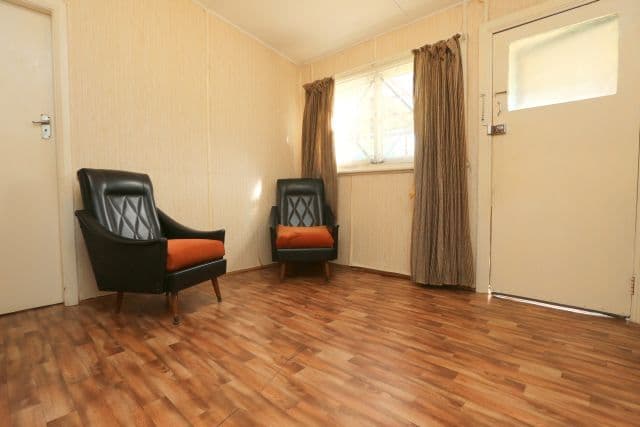 80 Hillcrest Avenue, GREENACRE NSW 2190, Greenacre - Thumbnail 4