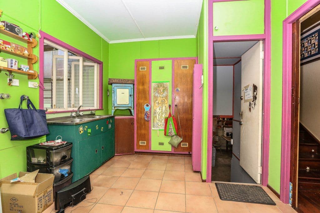 2 Brooke Avenue, SOUTHPORT QLD 4215, Southport - Thumbnail 5
