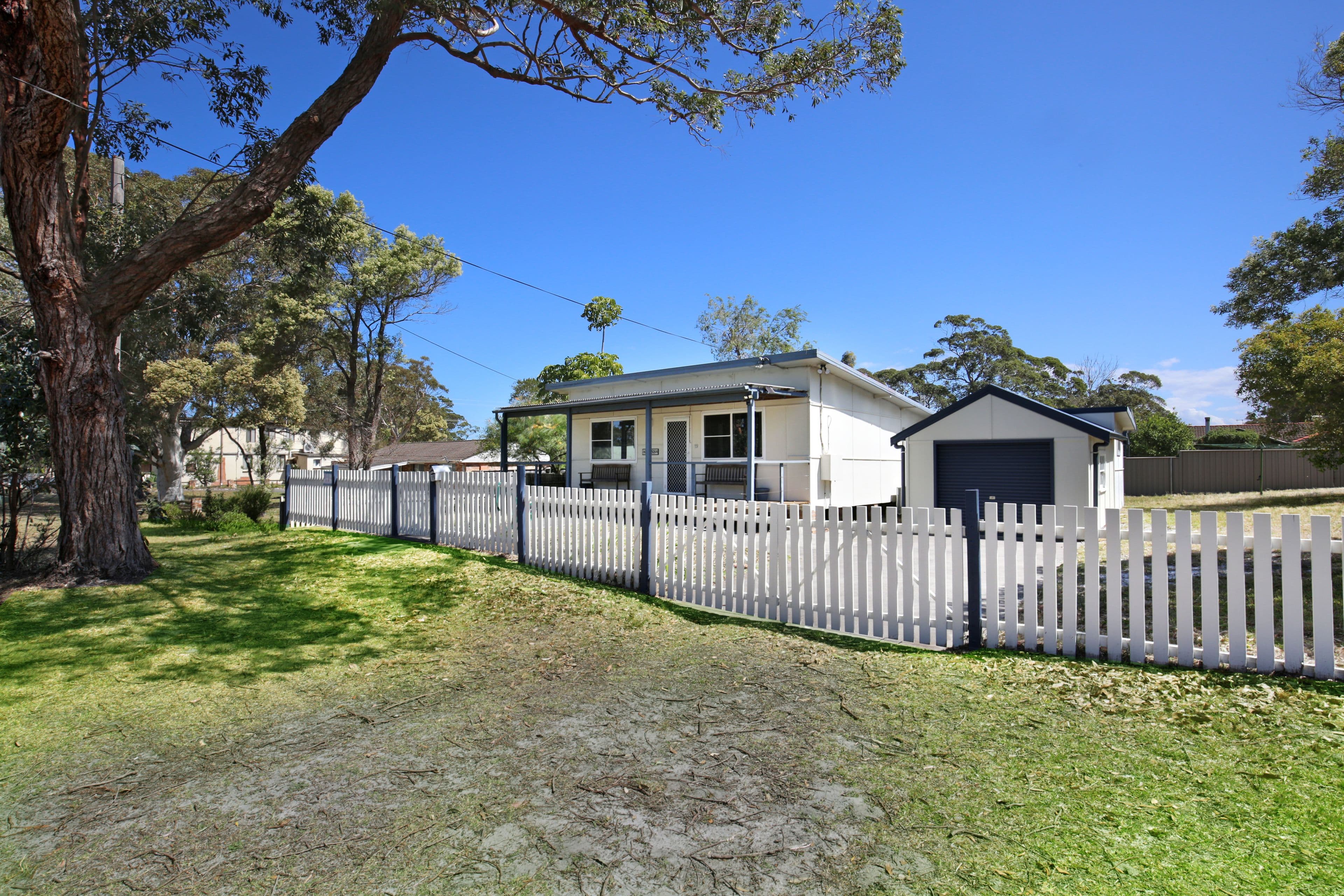 19 Centre Street, Callala Beach - Image 1