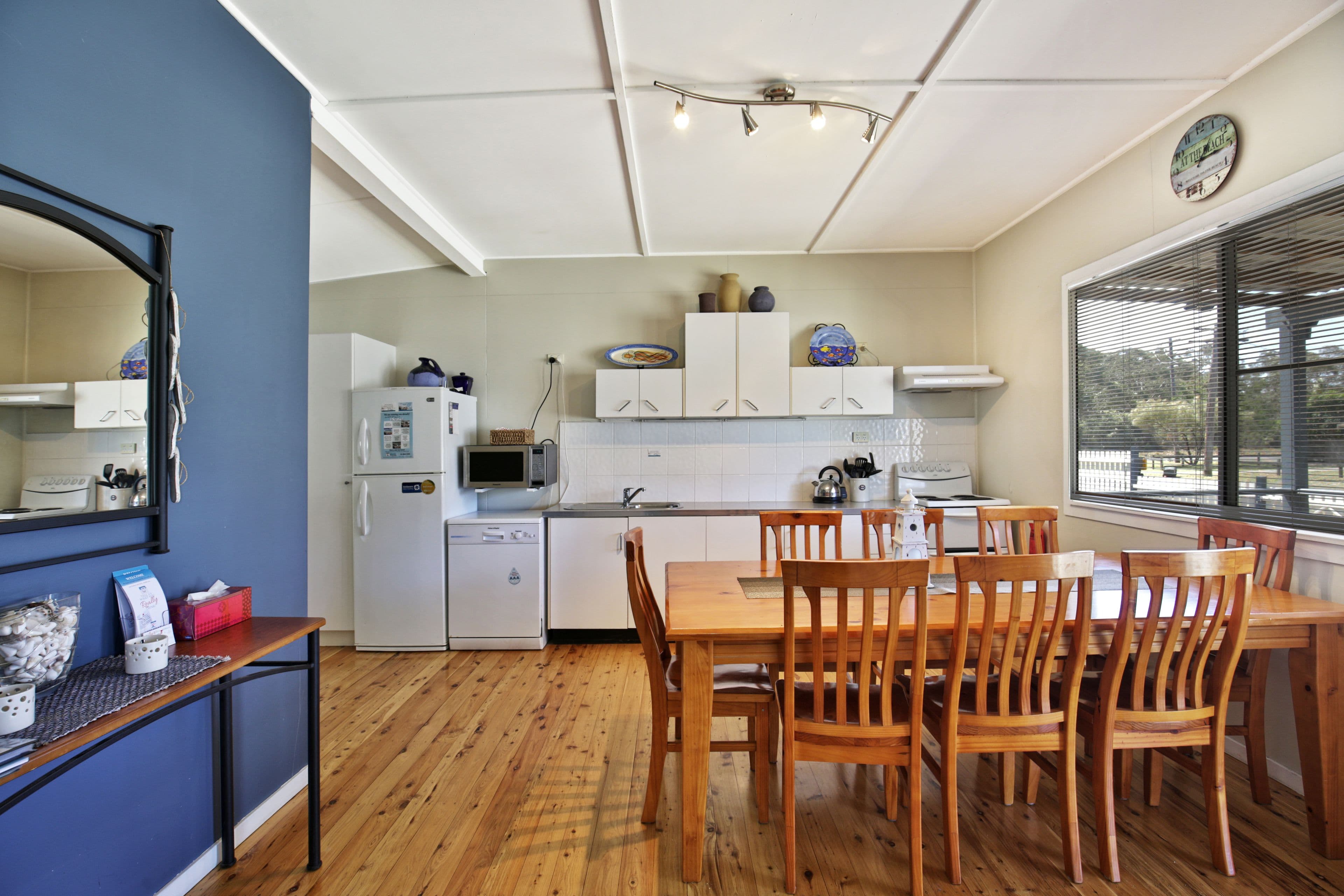 19 Centre Street, Callala Beach - Thumbnail 2