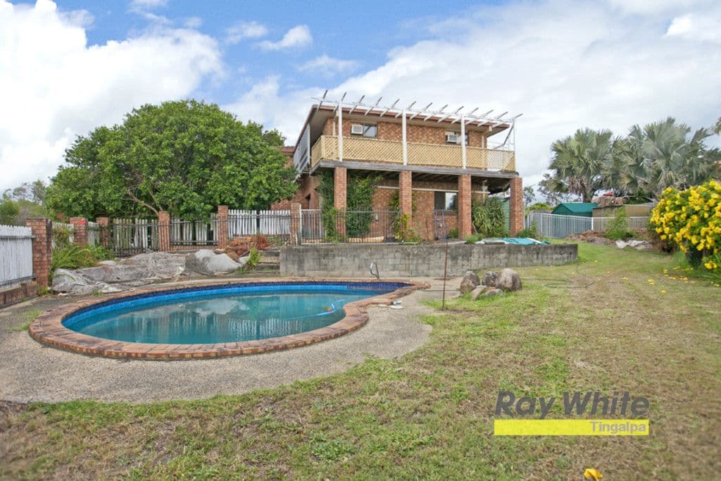 10 Plaza Street, WYNNUM WEST QLD 4178, Wynnum West - Image 1