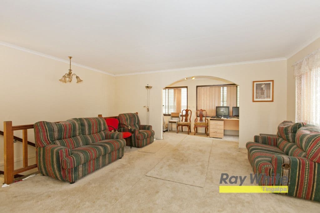 10 Plaza Street, WYNNUM WEST QLD 4178, Wynnum West - Thumbnail 4