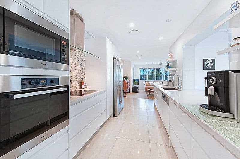 5469 Bay Hill Terrace, Sanctuary Cove QLD 4212, Sanctuary Cove - Thumbnail 6