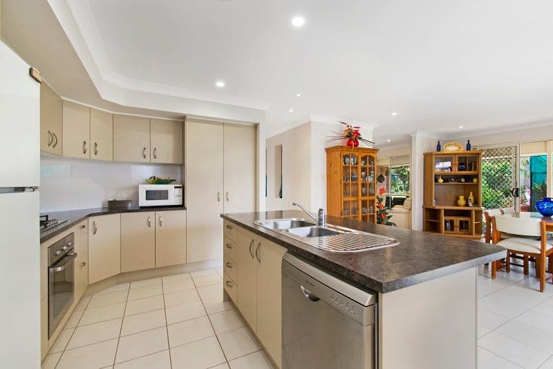 4 Heights Road, Beerwah QLD 4519, Beerwah - Thumbnail 5