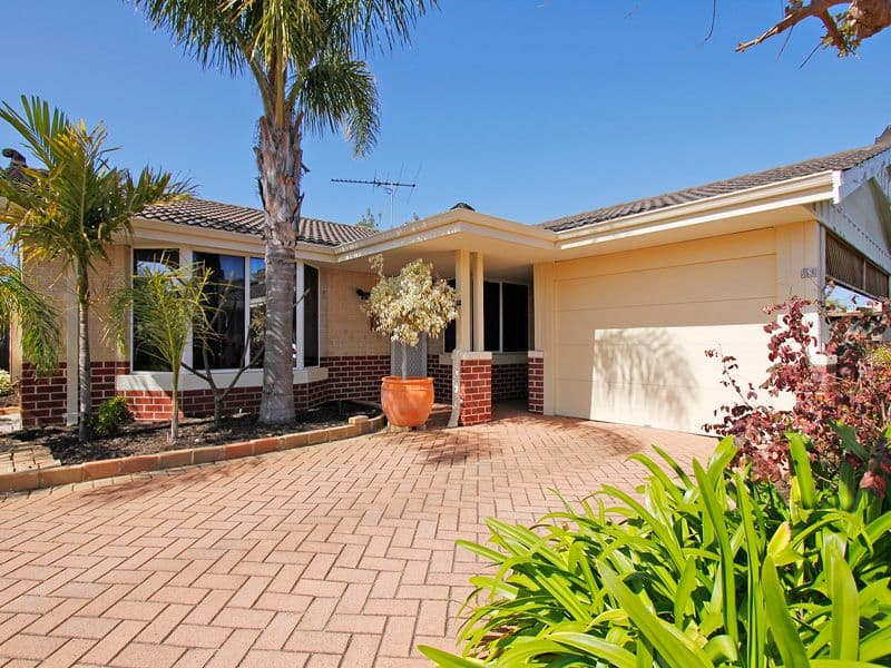 32 Towncentre Drive, THORNLIE WA 6108, Thornlie - Image 1