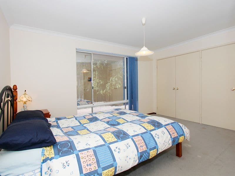 32 Towncentre Drive, THORNLIE WA 6108, Thornlie - Thumbnail 5