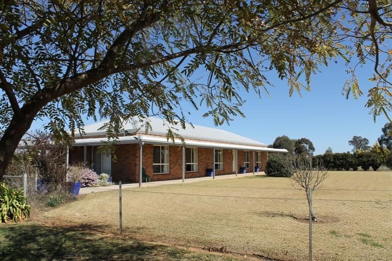 3/8 Beatty Street, Ivanhoe, Ivanhoe - Image 1