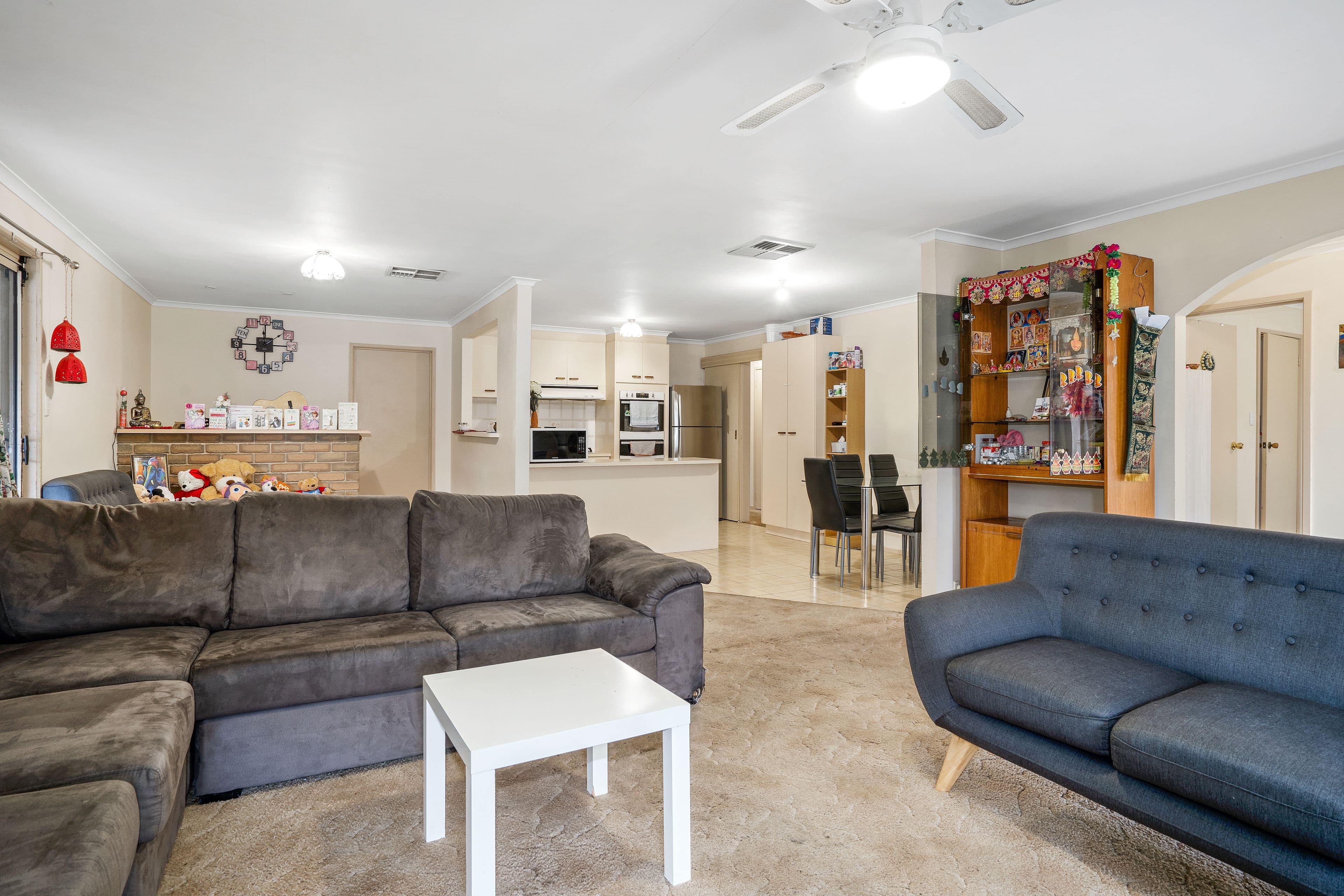 6 Sebastion Street, Epping VIC 3076, Epping - Thumbnail 2