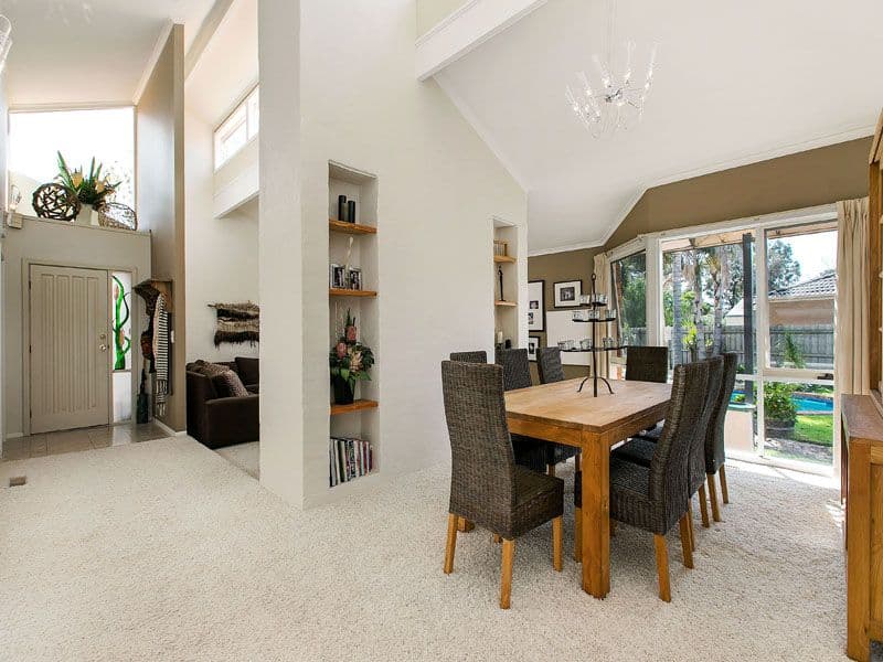 5-7 Newbridge Close, DINGLEY VILLAGE VIC 3172, Dingley Village - Thumbnail 3