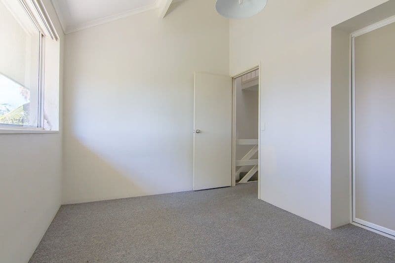 17 Margit Crescent, SUNRISE BEACH QLD 4567, Sunrise Beach - Thumbnail 7