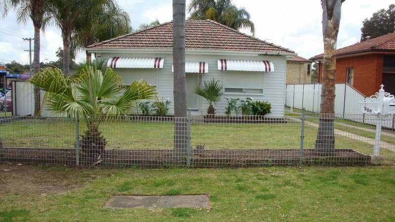 256  Brenan Street, SMITHFIELD NSW 2164, Smithfield - Thumbnail 7