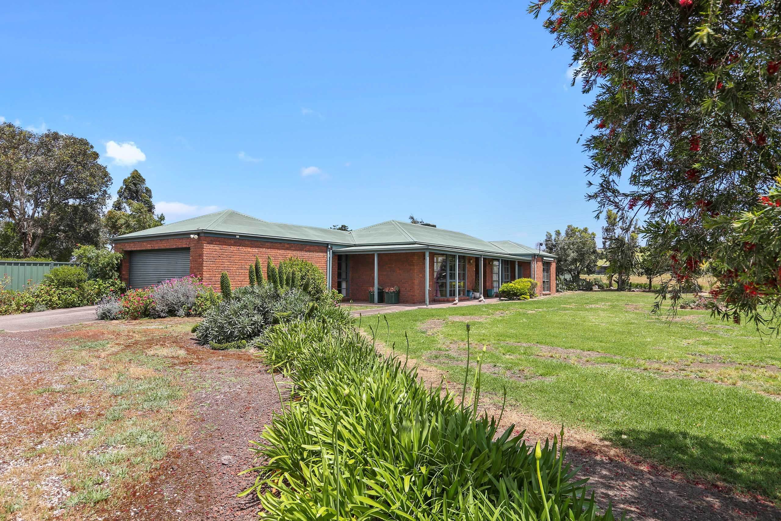 10 Research Road, Lara VIC 3212, Lara - Thumbnail 2