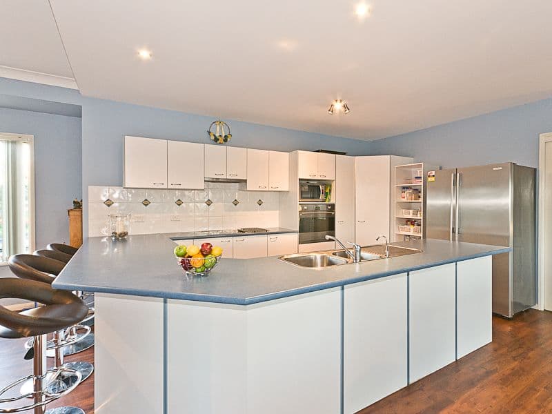 2 Sovereign Way, SAMFORD VALLEY QLD 4520, Samford Valley - Thumbnail 4
