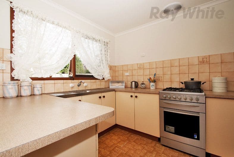 84 SHERLOCK Road, Croydon VIC 3136, Croydon - Thumbnail 2