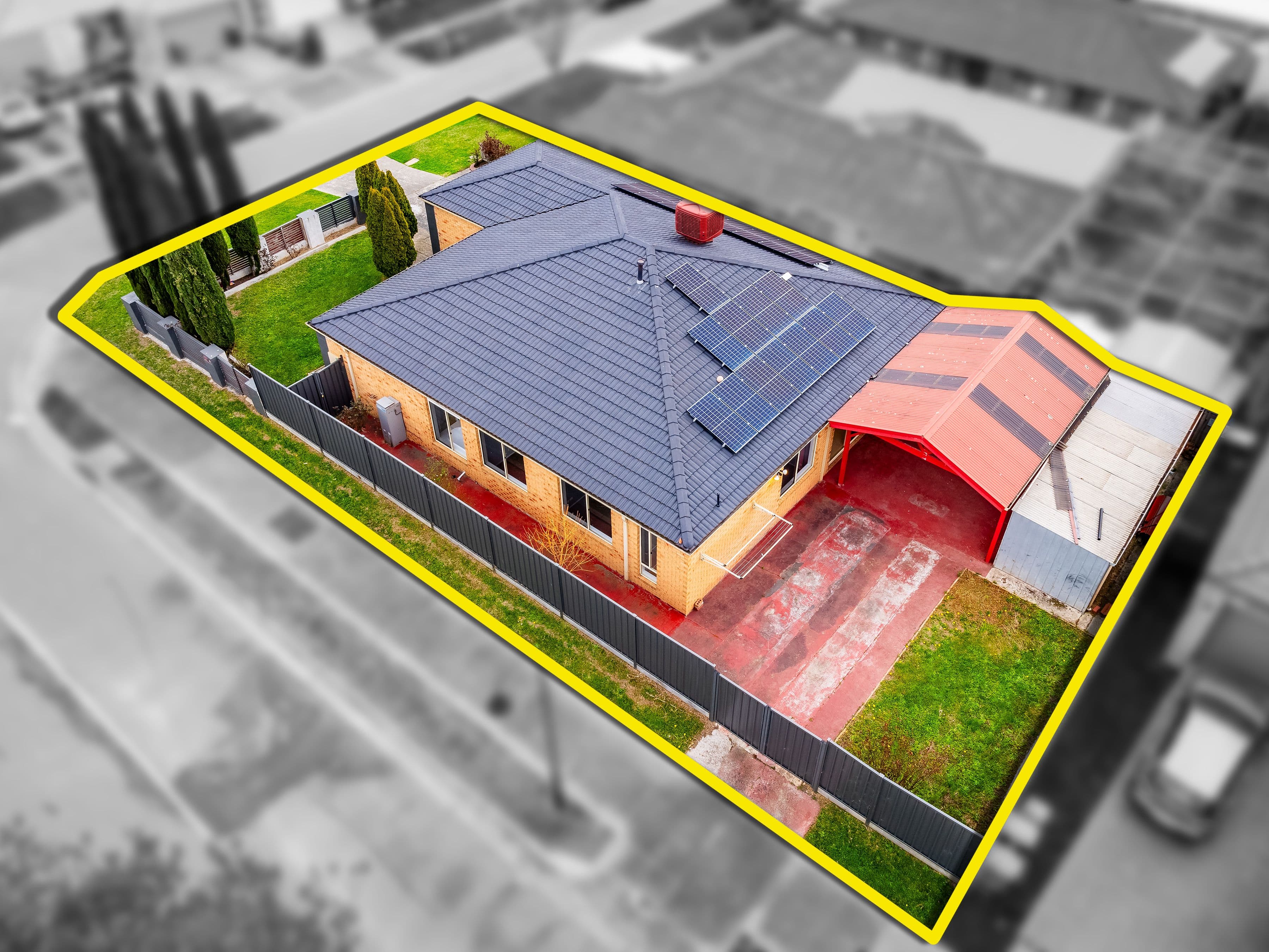 2 Dartmoor Drive, Cranbourne East VIC 3977, Cranbourne East - Thumbnail 3