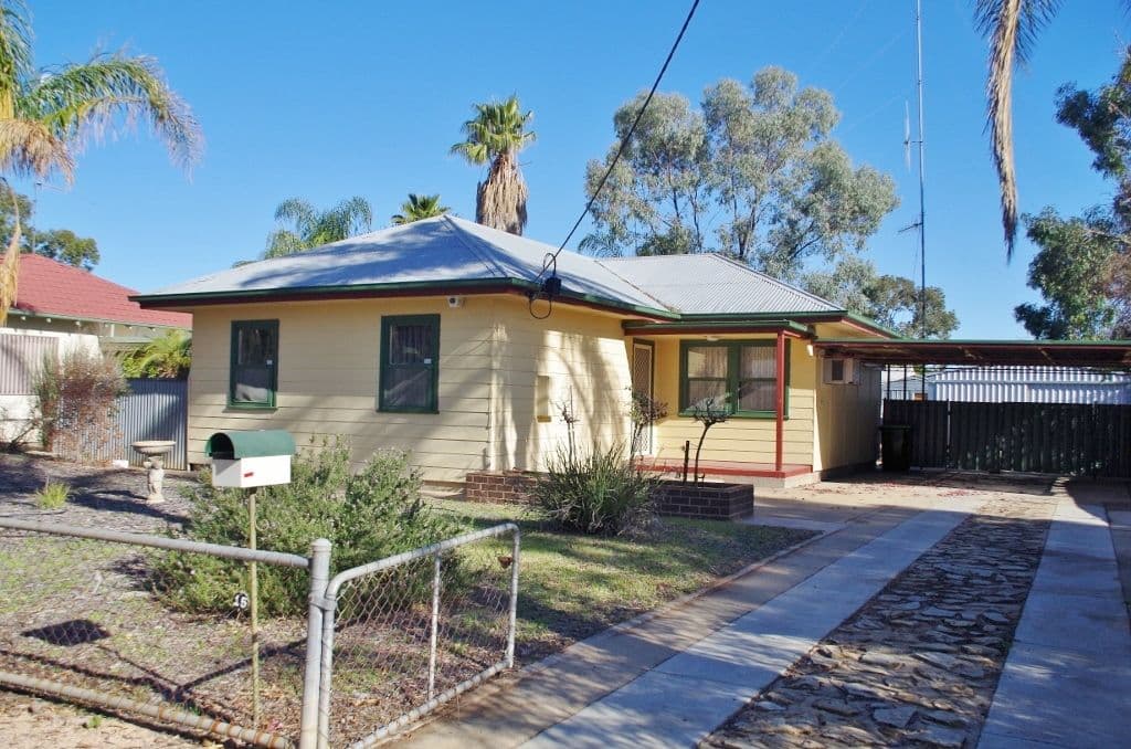 15 Kurrajong Avenue, Renmark SA 5341, Renmark - Image 1