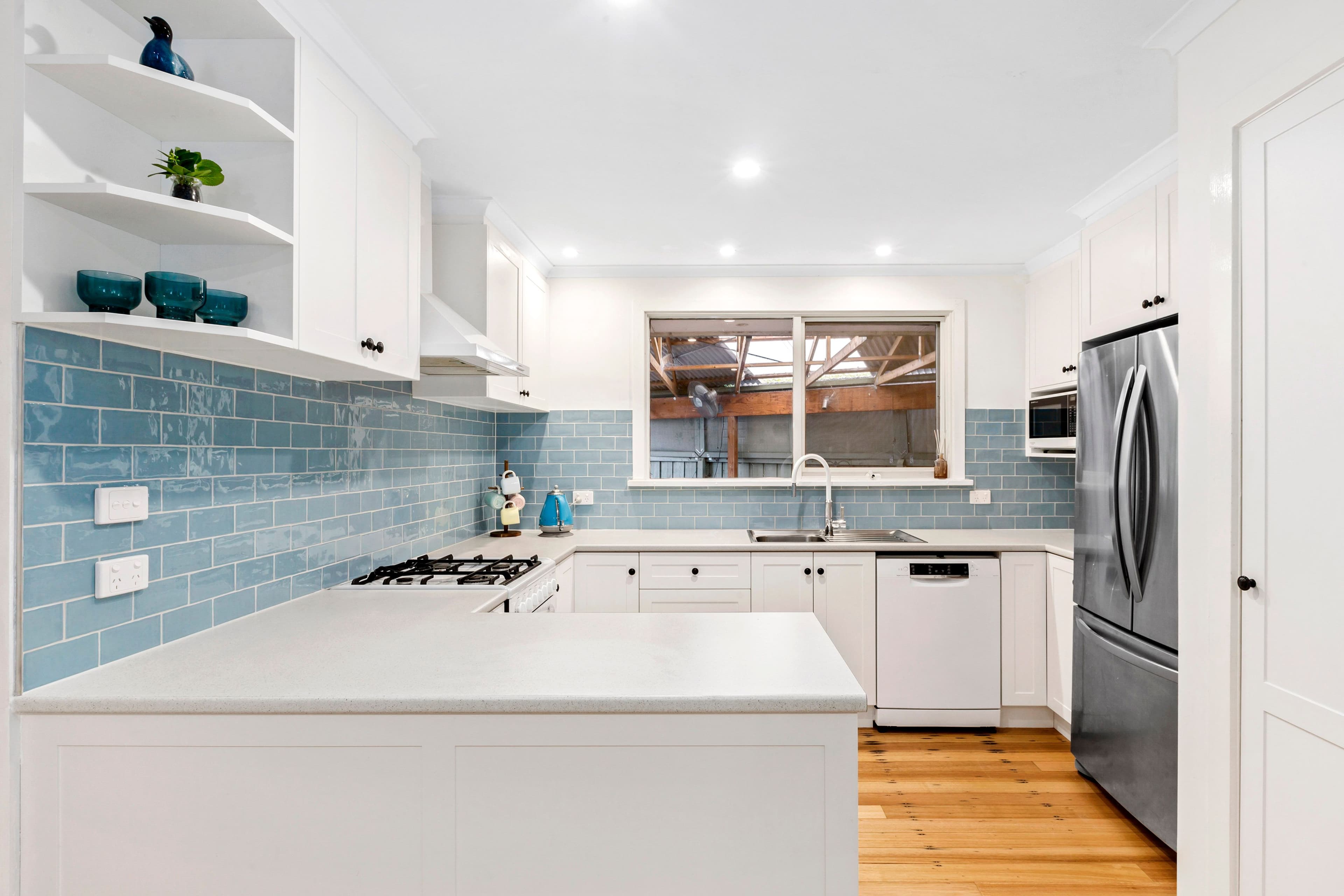 11 Simpson Avenue, Sunbury VIC 3429, Sunbury - Thumbnail 2