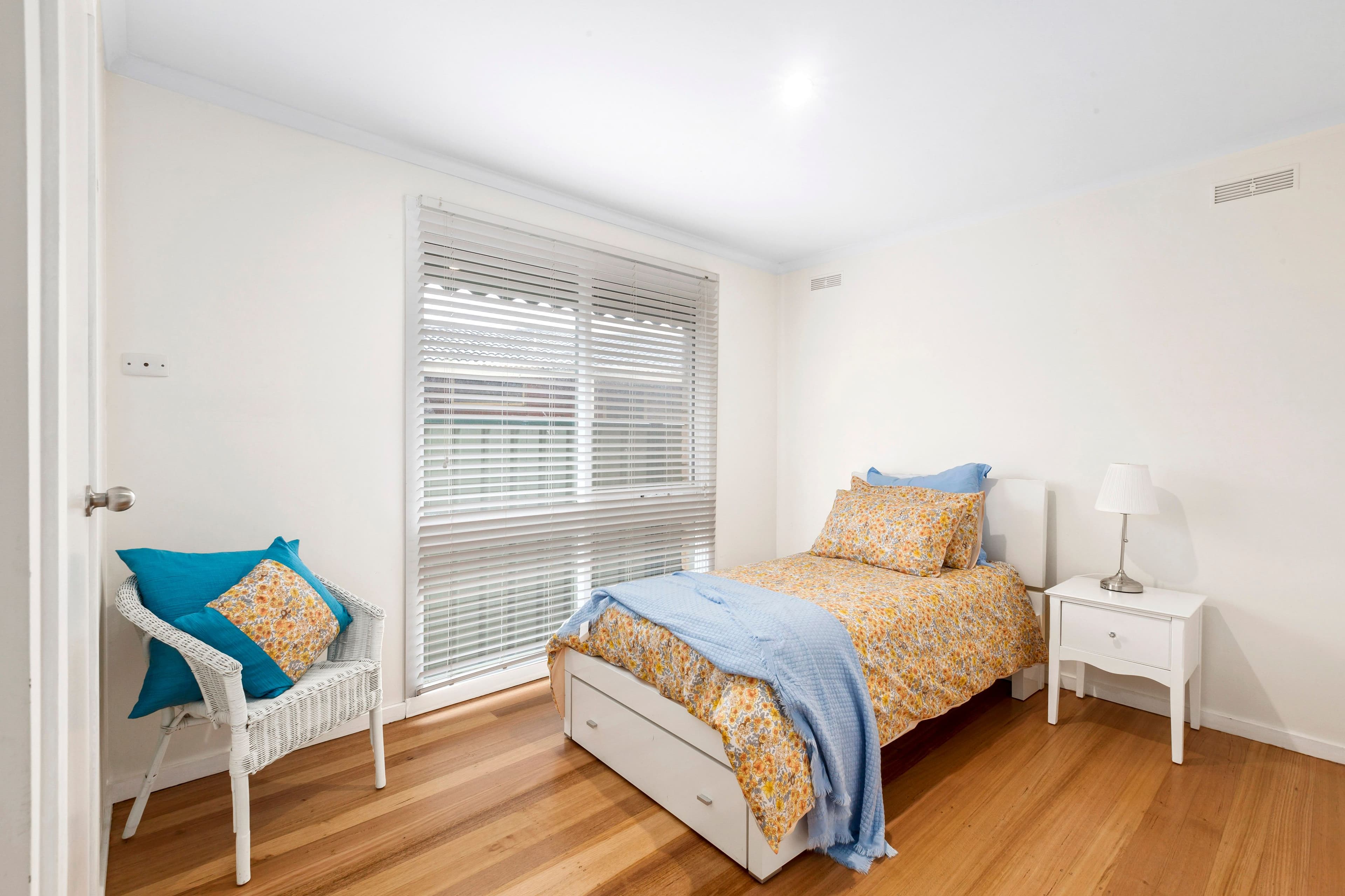 11 Simpson Avenue, Sunbury VIC 3429, Sunbury - Thumbnail 7