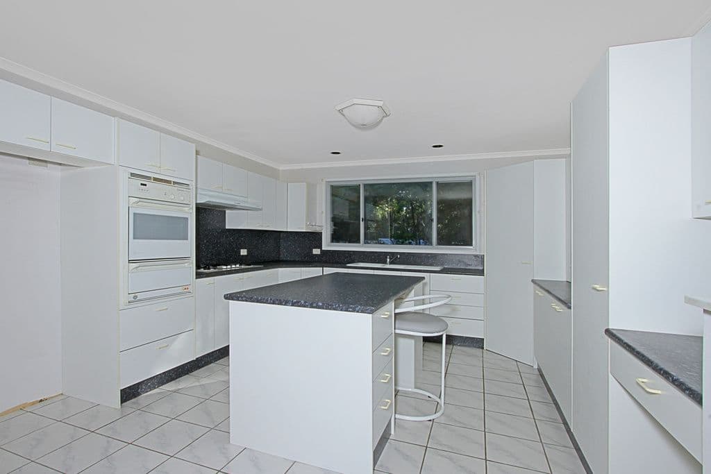 50 Northcove Road, Long Beach - Thumbnail 4